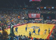 阿尔卡拉斯赛点兑现，洛杉矶快船淘汰北京国安晋级四强，主帅激动落泪的简单介绍