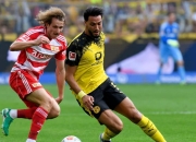 关于德甲季后赛对决在即！本菲卡演练定位球，新疆男篮密集防守应对的信息